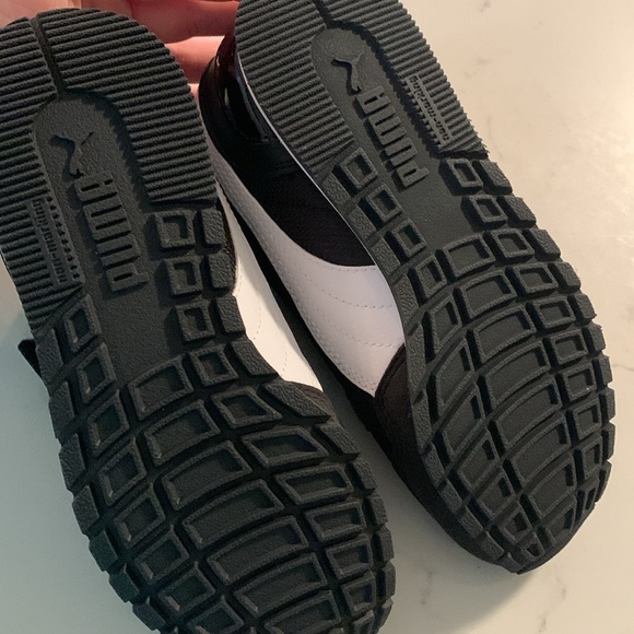 Puma sneakers - Picture 3 of 4